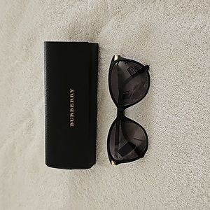 Burberry sunglasses